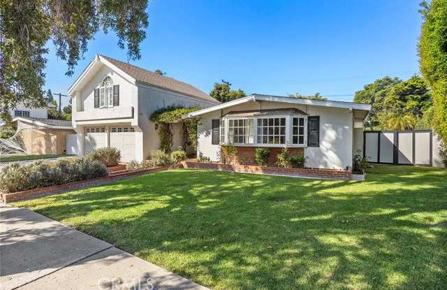 3019 Samoa Place Gallery 1