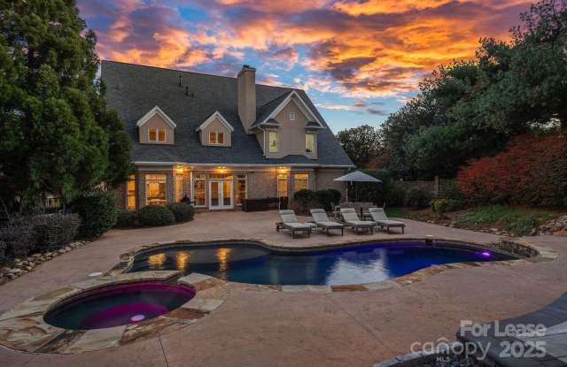18823 Peninsula Cove Lane photos photos