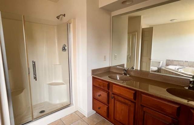 Beautiful Mountville 4 BR/2 1/2 Bath Home For Rent Gallery 4