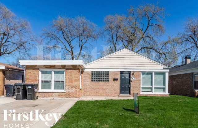 8401 South Kenton Avenue - 8401 South Kenton Avenue, Chicago, IL 60652