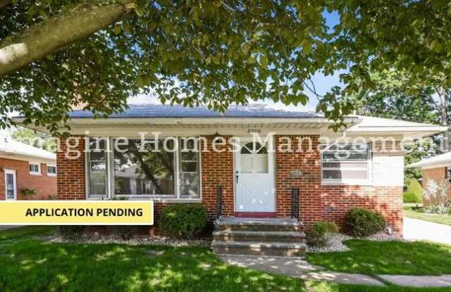 2900 Dale Avenue - 2900 Dale Avenue, Rocky River, OH 44116