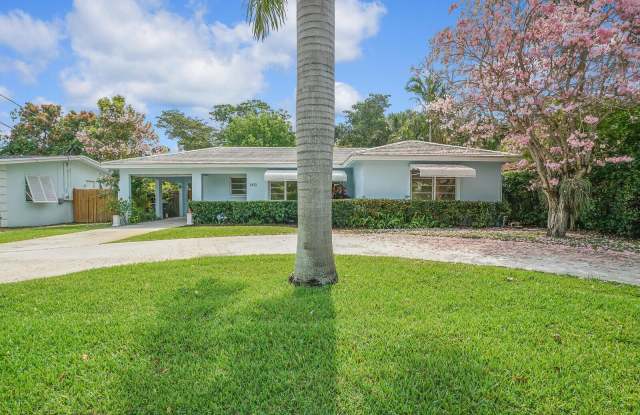 3410 Poinsettia Avenue Gallery 3