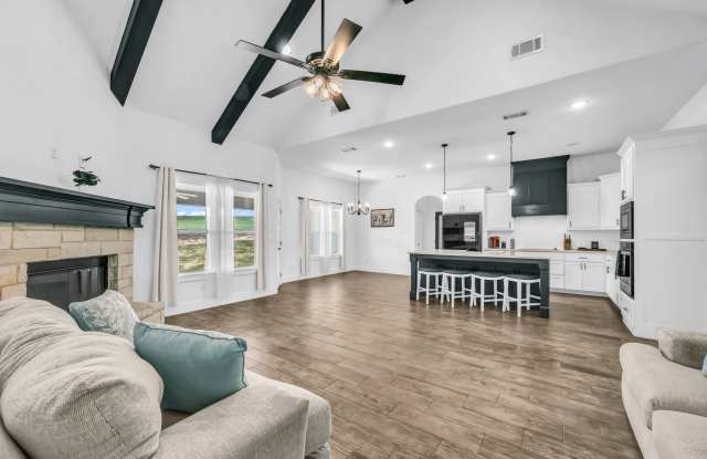 1175 Paradise Parkway Gallery 3