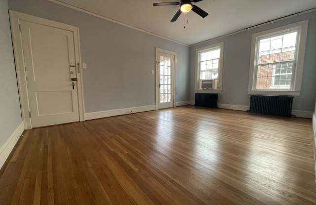 221 Montague Street - 3 photos photos