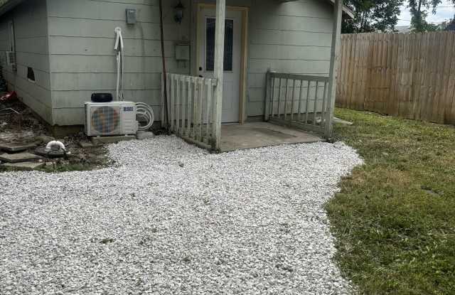 721 W Walnut St - 721 West Walnut Street, Scottsburg, IN 47170 721 W Walnut St - 721 West Walnut Street, Scottsburg, IN 47170