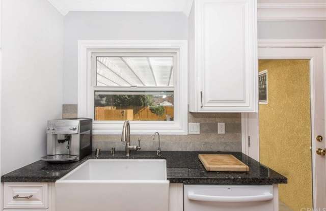 5461 E Fairbrook St Gallery 4