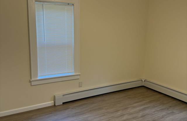 168 Lowell Avenue - 1 Gallery 4
