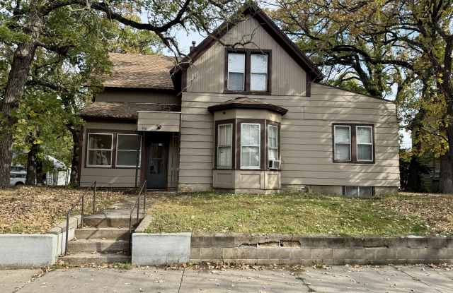 914 8th Avenue North - 1 photos photos 914 8th Avenue North - 1 photos photos