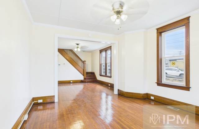 Charming 3 Bed, 1 Bath home in Lemoyne! photos photos