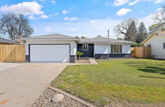 2632 S Encina St photos photos