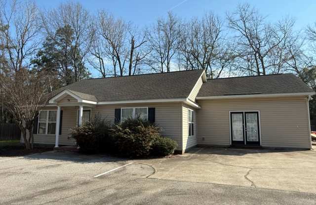 3 bedroom, 2 bathroom home with fenced yard in Grovetown, GA photos photos