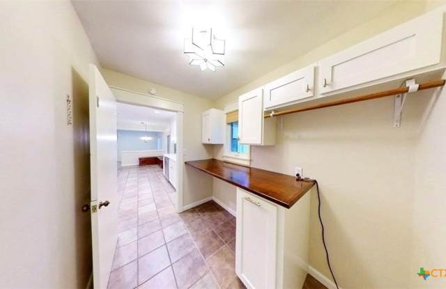 805 Timber Street photos photos