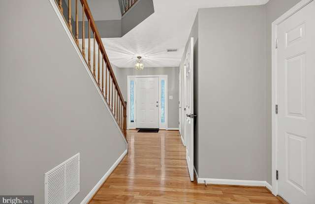 8381 MILLWOOD Drive Gallery 3