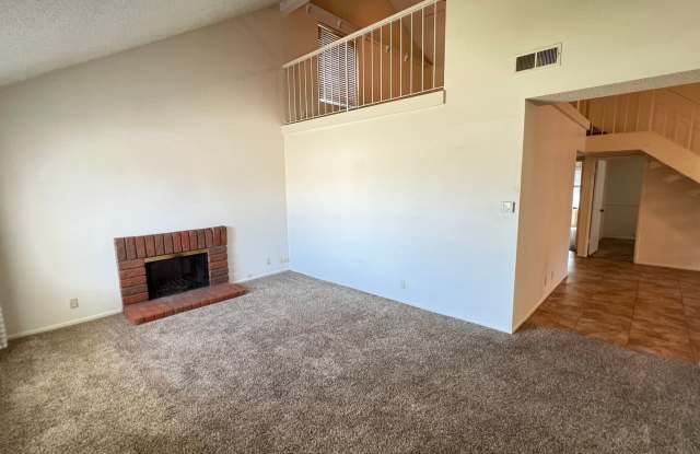 Adorable 3 Bed 2 Bath Home in Anaheim Hills Gallery 3