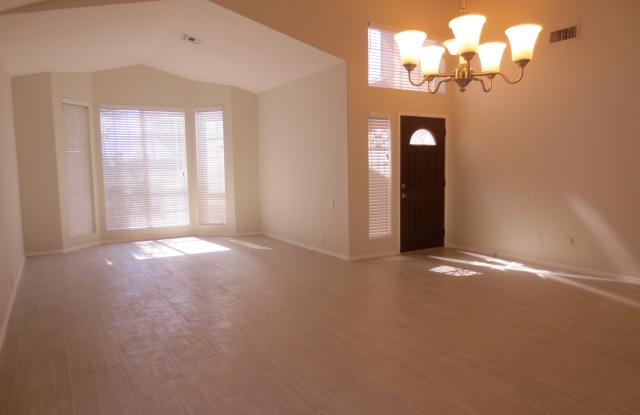 6174 W. Quail Ave. Gallery 4