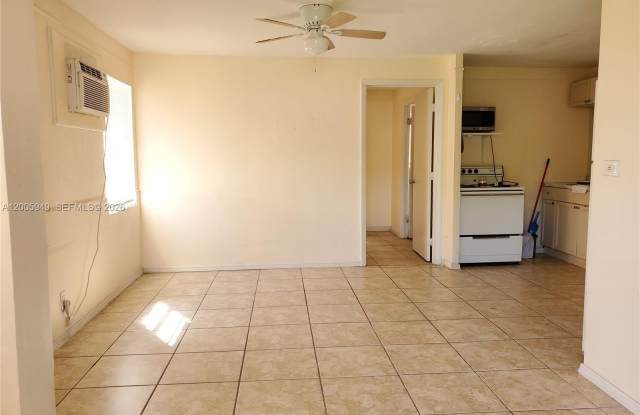 2114 Mckinley St photos photos