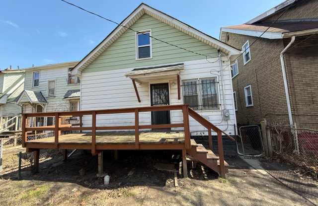 16327 Log Cabin Street Gallery 2
