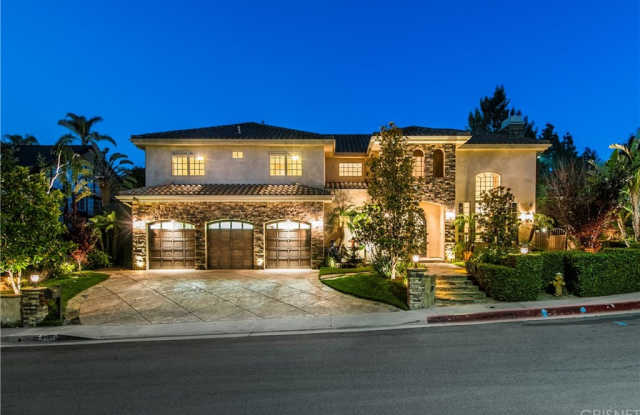 6167 Woodland View Drive Gallery 4
