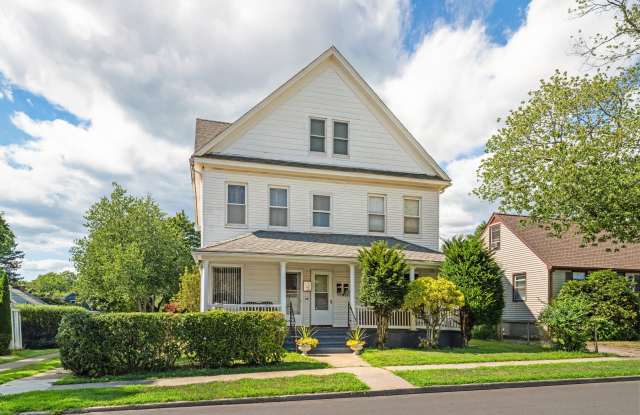 318 Suburban Avenue photos photos