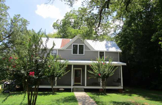 1 Bedroom Apt in Normaltown - 565 Nantahala Avenue, Athens, GA 30601