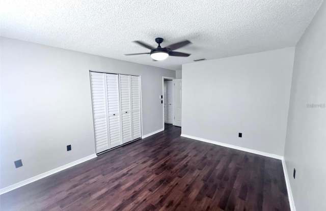 7828 HARDWICK Drive Gallery 4