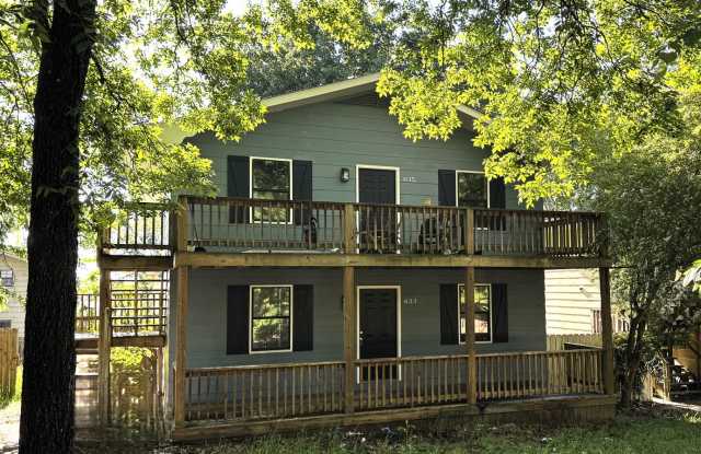 Completely Remodeled • 2/1 Duplex in Heber Springs • Partial Utilities Included photos photos