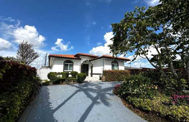 11845 SW 3rd photos photos