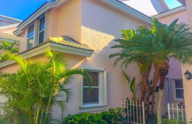2707 Fairway Drive N Gallery 2