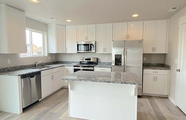 3 Bedroom, 2.5 bath American Fork Home Gallery 4