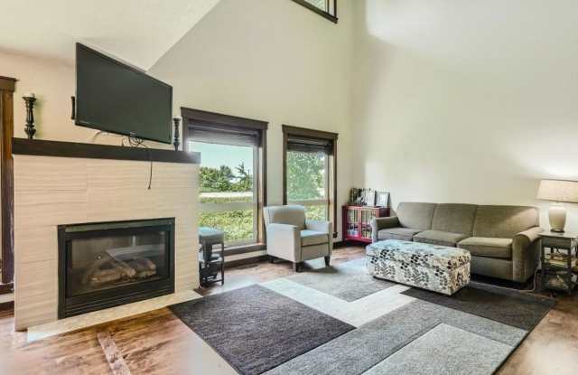 Rare 4 bed 4 bath home in elk river for lease this time of year!!! Get it while you can! photos photos
