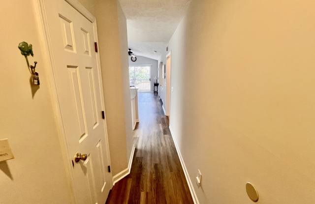 440 Red River Ct Unit 41G Gallery 3