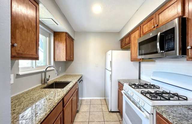 1304 Parsons Drive photos photos
