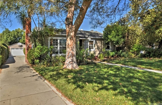 5649 Costello Avenue - 5649 Costello Avenue, Los Angeles, CA 91401