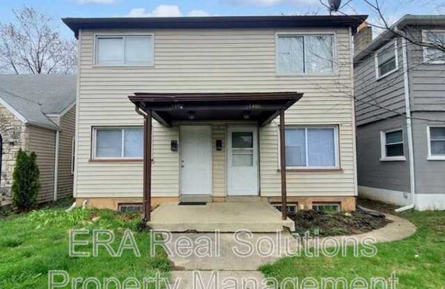 1460 Oakwood Ave photos photos