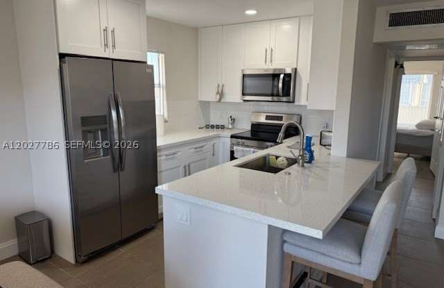 417 Brittany I Gallery 3