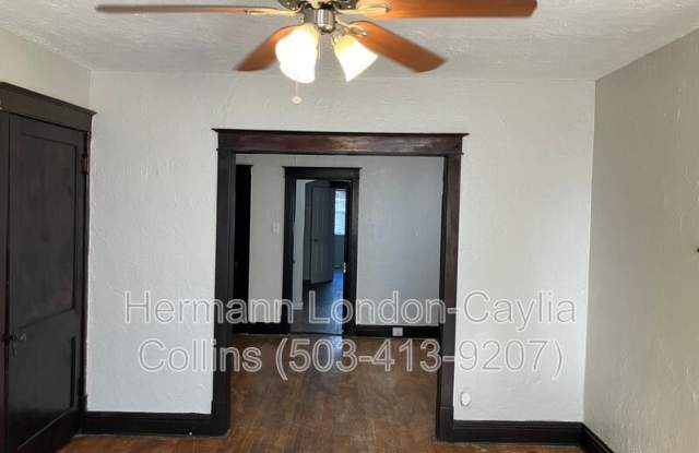 3753-3755 Dunnica Avenue Gallery 3