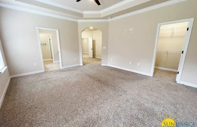 6054 Diamante Drive Gallery 4