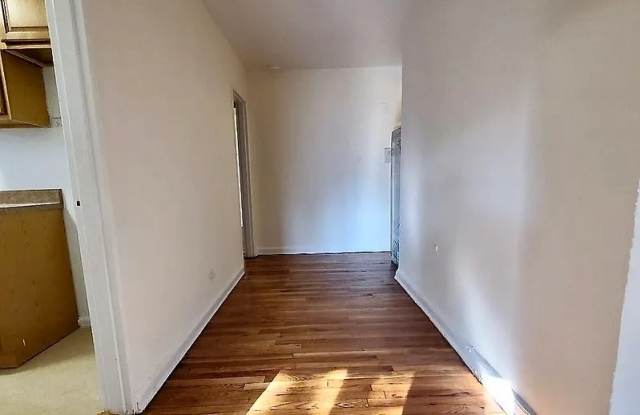 2807 Kings Hwy Apt 1G Gallery 2