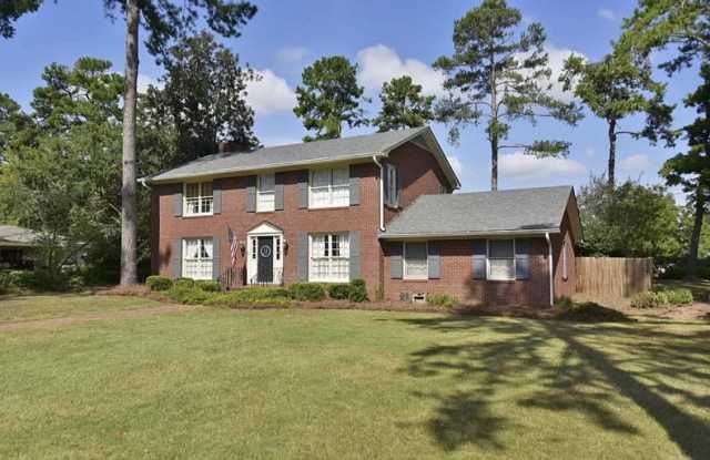 2401 Pheasant Drive Gallery 2