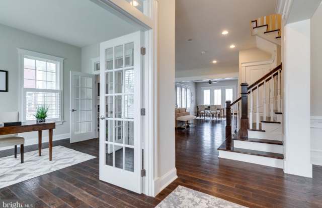 17123 BELLE ISLE DRIVE Gallery 2