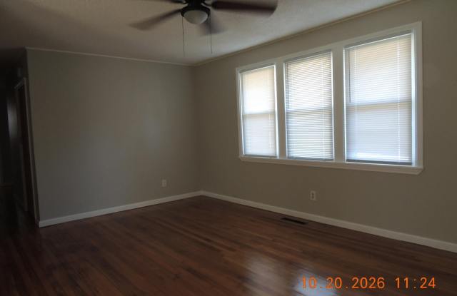 509 Henderson Drive Gallery 2