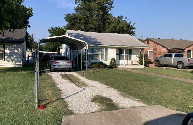 1216 S 31st St photos photos