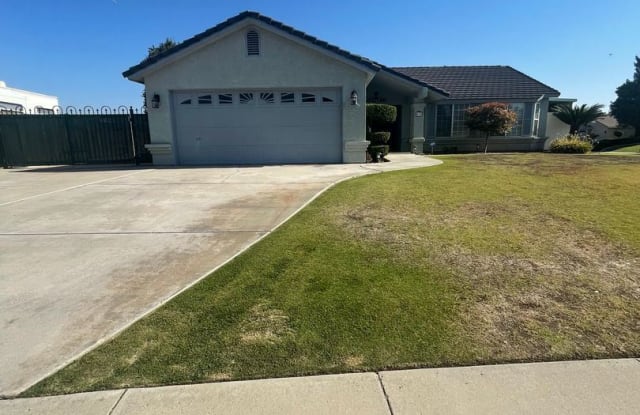 539 Snowridge Drive - 539 Snowridge Drive, Oildale, CA 93308