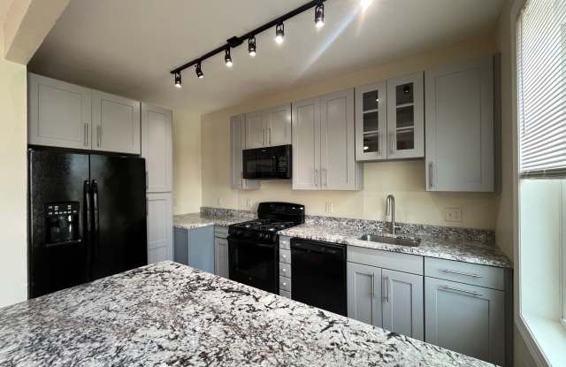 837 Highview Street #2 photos photos