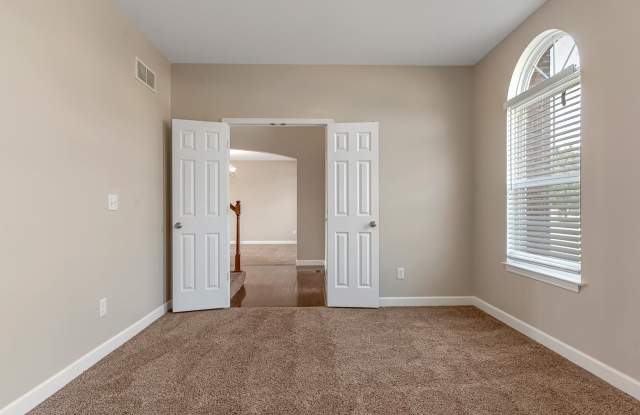 7010 Monaco Drive Gallery 4