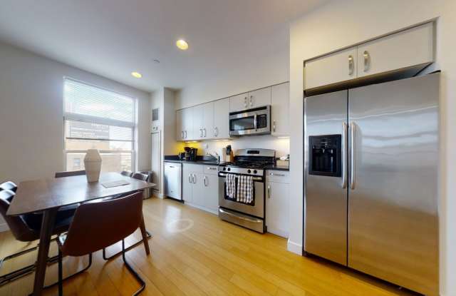 Bright, Renovated 2-bed in the South End photos photos