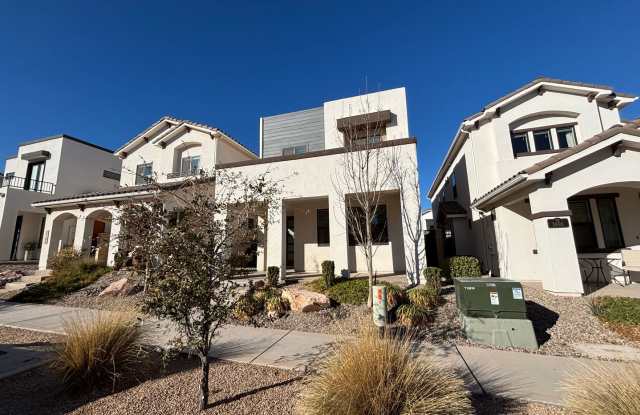 SPACIOUS HOME FOR RENT IN DESERT COLOR! Gallery 4