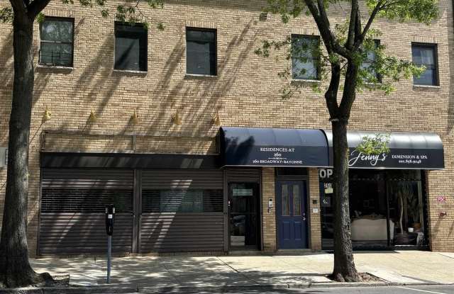 260 BROADWAY photos photos