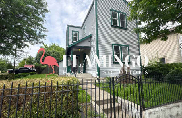 Large 3-Bedroom, 3-Bath Home with Plenty of Space! photos photos