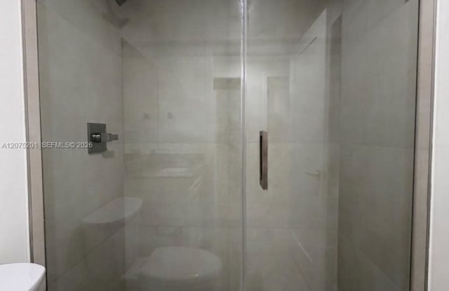 310 East 7th Street Gallery 4